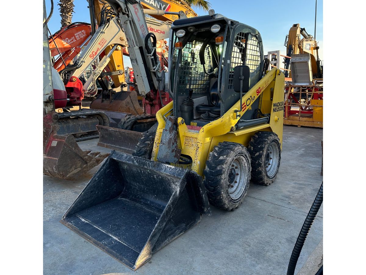 PALA CARICATRICE COMPATTA WACKER NEUSON 501S