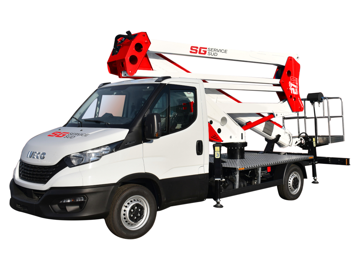 PIATTAFORMA AEREA AUTOCARRATA SOCAGE FORSTE27D SPEED