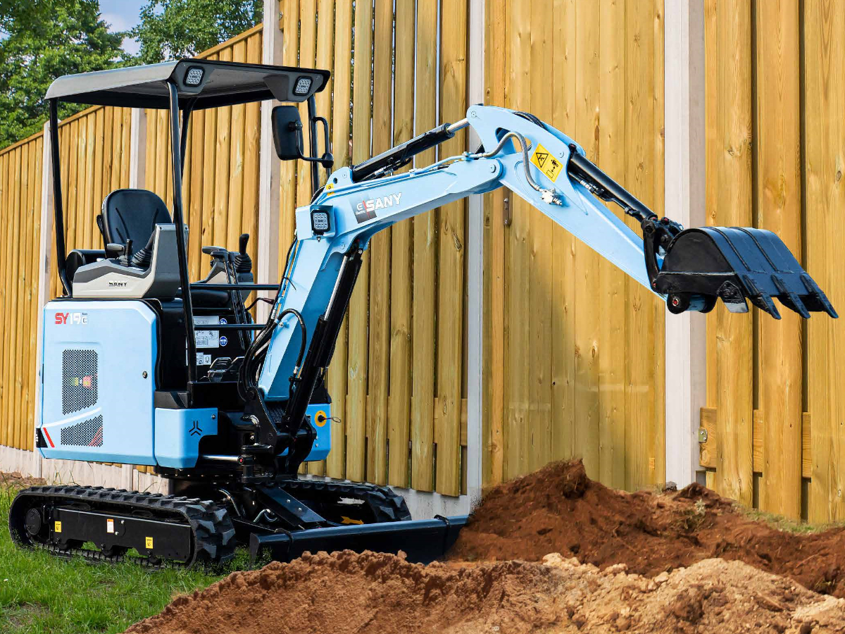 MINI ESCAVATORE COMPATTO ELETTRICO SANY SY19E TETTUCCIO