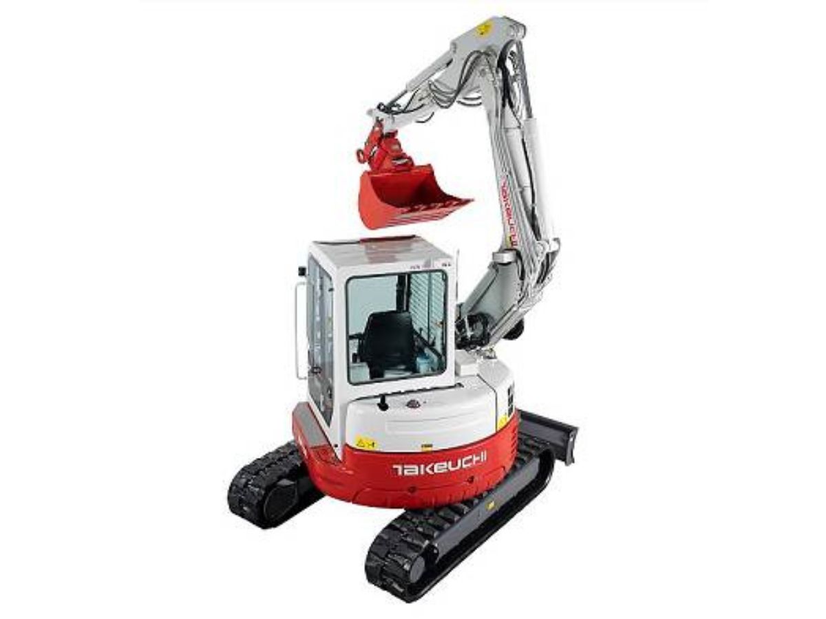 MINI ESCAVATORE GIROSAGOMA TAKEUCHI TB153FR